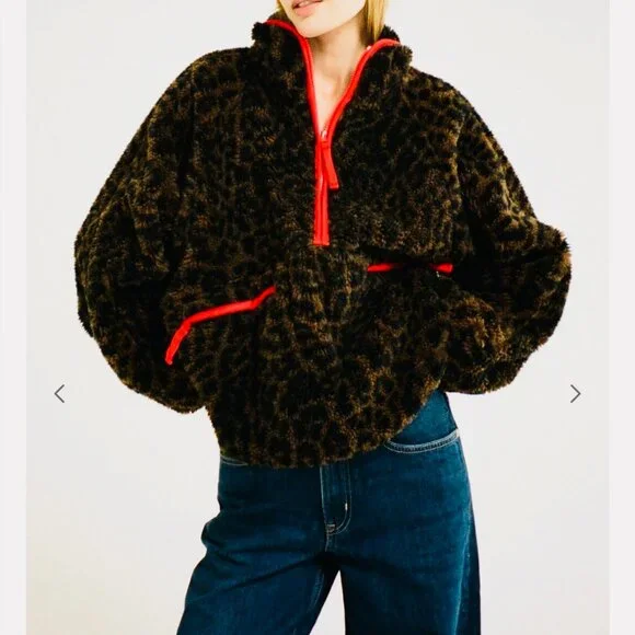 Rumored Sun Valley Sherpa Jacket - Picture 2 of 13